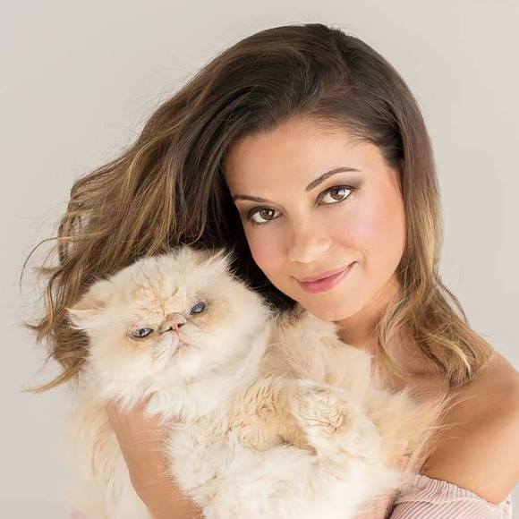 Meet your Posher, Janine - Picture 1 of 1